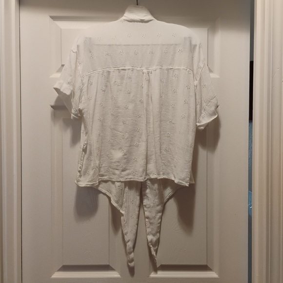 Bundle of Hollister Clothing Longsleeve Short Sleeve Shorts Mixed Size L - Picture 3 of 16